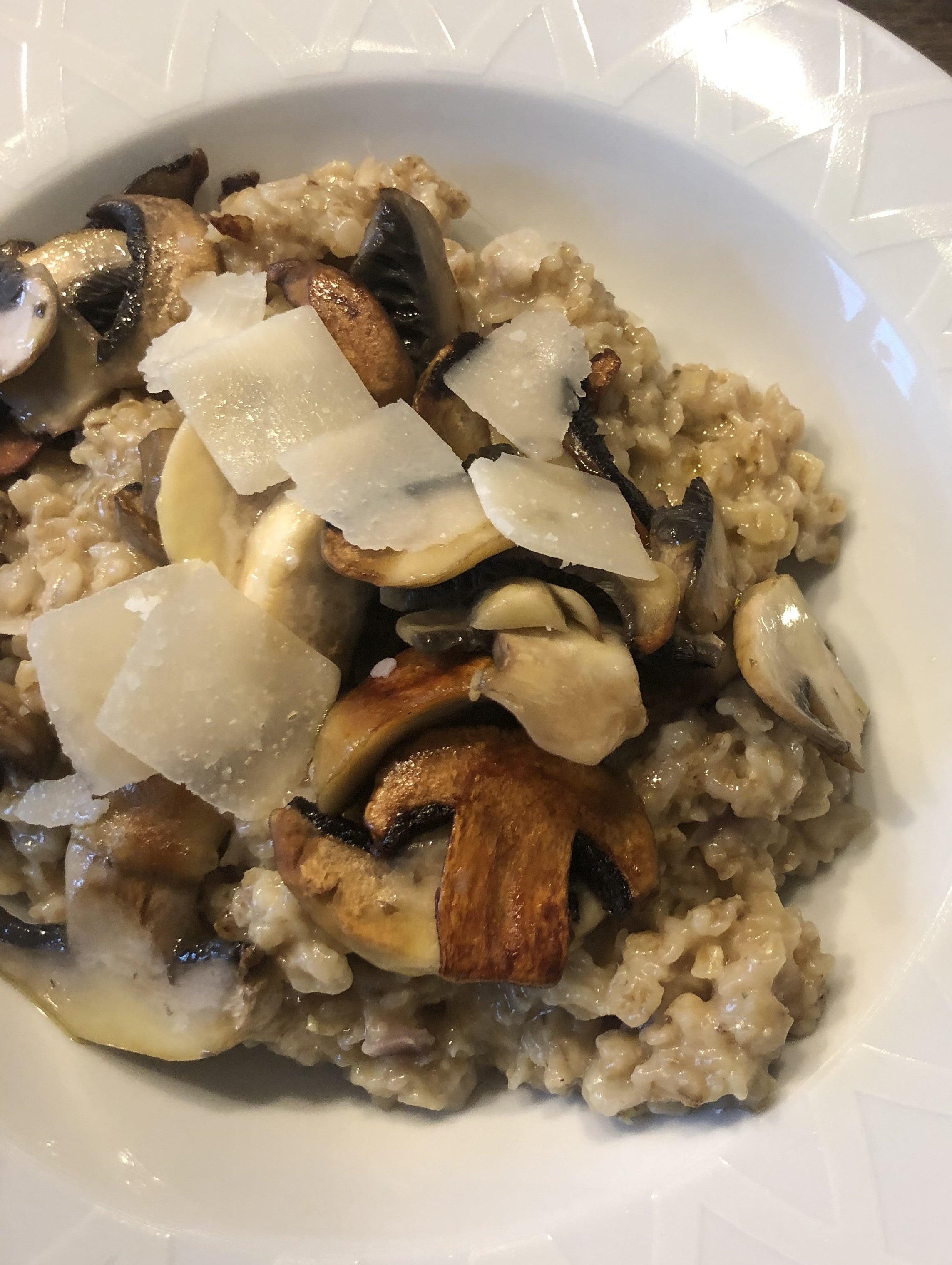 Risotto aus Haferkernen mit Pilzen und Parmesan